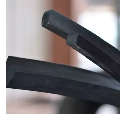 Резиновые уплотнительные квадратные шнуры в Бресте