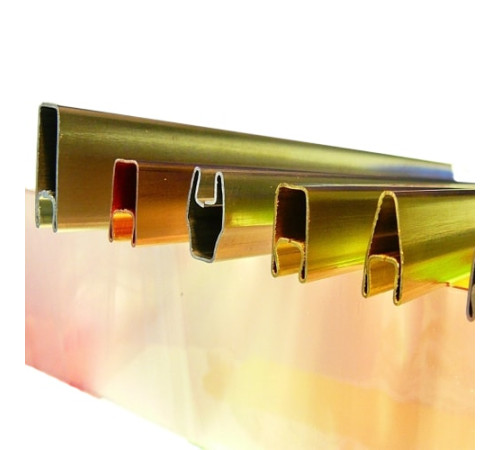 Декоративные латунные профили в Бресте для стекла